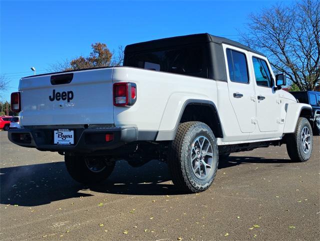 new 2026 Jeep Gladiator car, priced at $47,987