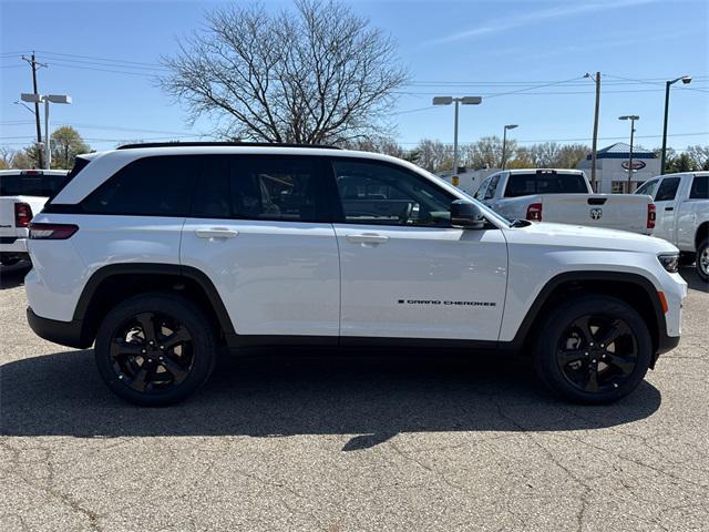 new 2025 Jeep Grand Cherokee car, priced at $51,451
