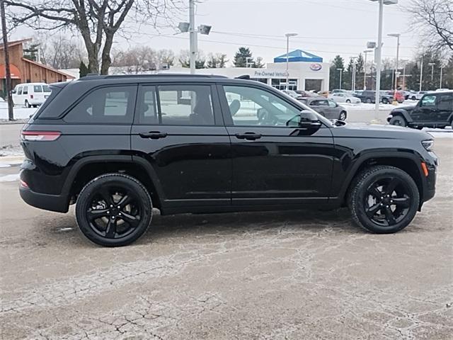 new 2025 Jeep Grand Cherokee car, priced at $48,487