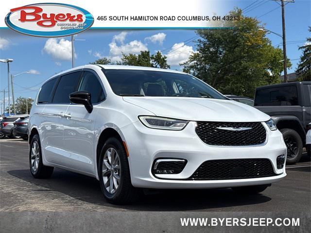 used 2024 Chrysler Pacifica car, priced at $40,539
