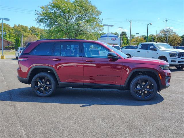 new 2025 Jeep Grand Cherokee car, priced at $42,037