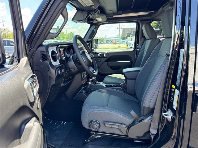 new 2025 Jeep Wrangler car, priced at $55,648