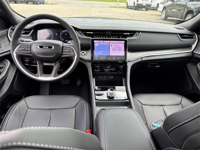 new 2025 Jeep Grand Cherokee car, priced at $49,351