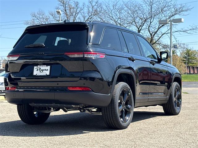 new 2025 Jeep Grand Cherokee car, priced at $44,959