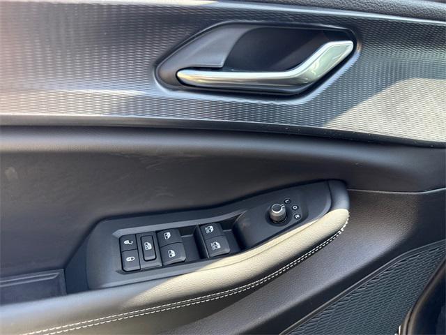 new 2025 Jeep Grand Cherokee car, priced at $44,959