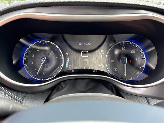 new 2025 Chrysler Pacifica car, priced at $42,191