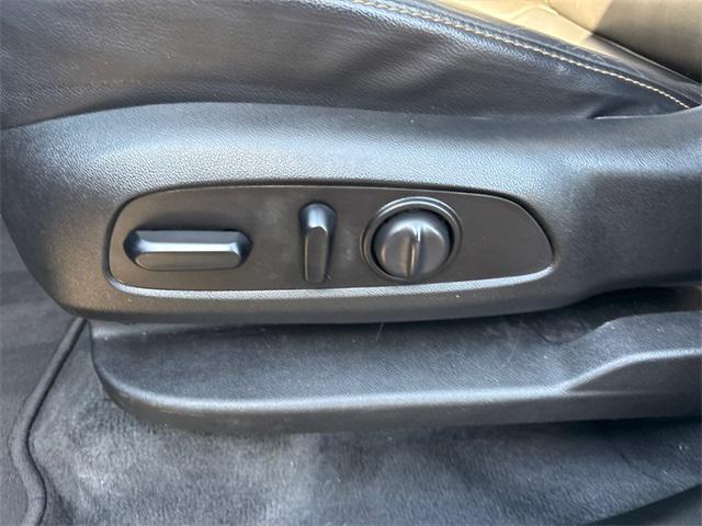 used 2019 Chevrolet Traverse car, priced at $21,182