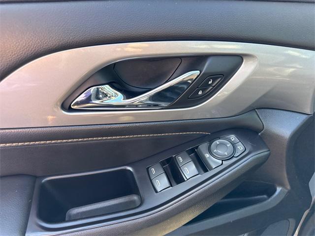used 2019 Chevrolet Traverse car, priced at $21,182