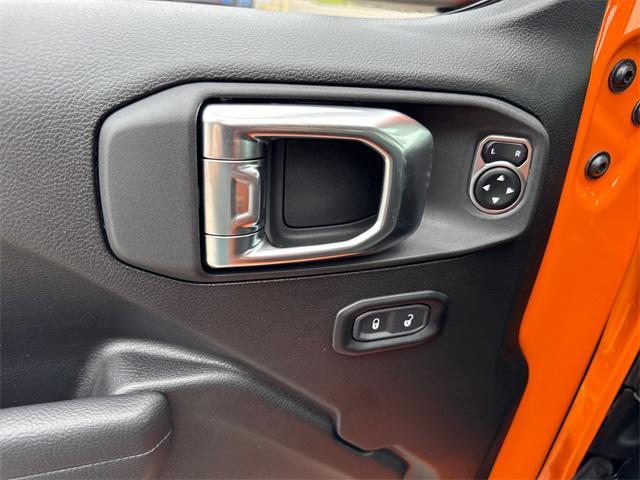 new 2025 Jeep Wrangler car, priced at $46,991