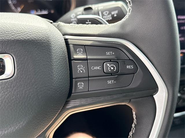 new 2025 Jeep Grand Cherokee car, priced at $48,275