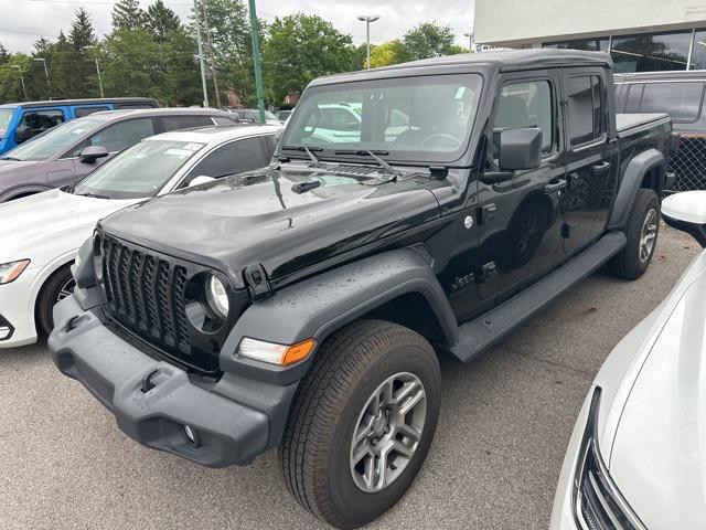 used 2020 Jeep Gladiator car, priced at $27,452