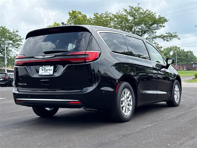 new 2025 Chrysler Pacifica car, priced at $42,191