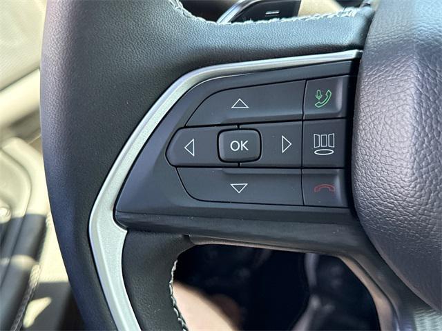 new 2025 Jeep Grand Cherokee car, priced at $42,337