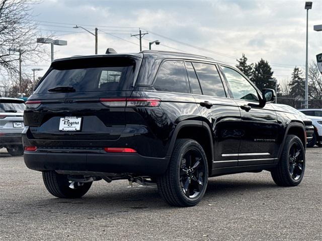 new 2025 Jeep Grand Cherokee car, priced at $45,260