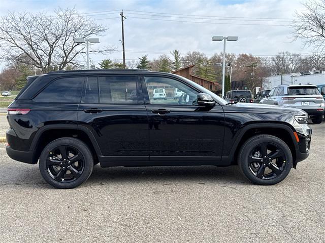 new 2025 Jeep Grand Cherokee car, priced at $45,260