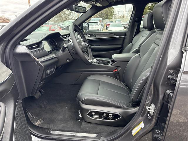 new 2025 Jeep Grand Cherokee L car, priced at $61,987