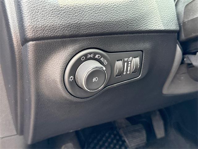 used 2019 Jeep Compass car, priced at $15,216