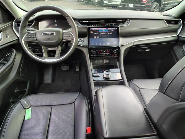 used 2023 Jeep Grand Cherokee car, priced at $33,282