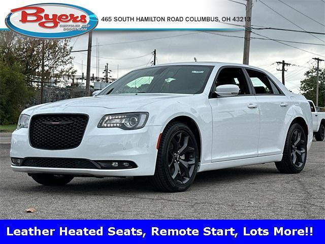 new 2023 Chrysler 300 car, priced at $39,987