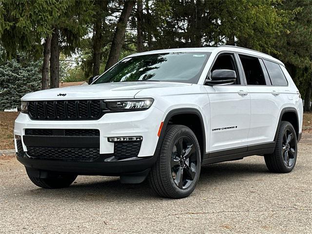 new 2025 Jeep Grand Cherokee L car, priced at $51,169