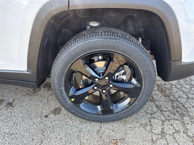 new 2025 Jeep Grand Cherokee car, priced at $44,724