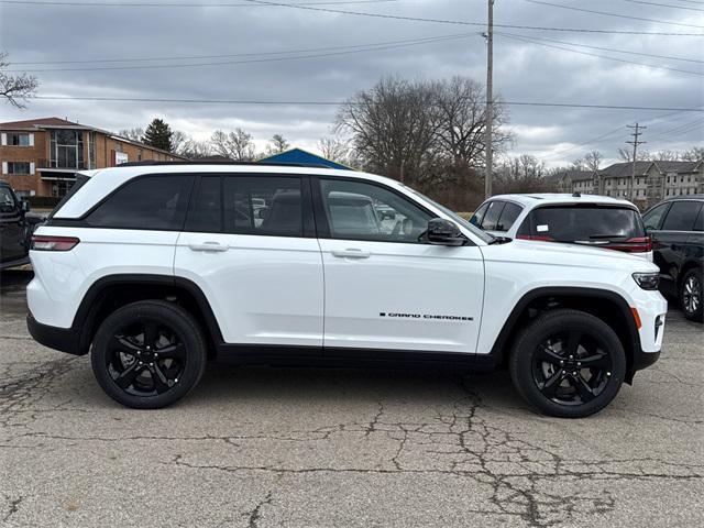 new 2025 Jeep Grand Cherokee car, priced at $42,987