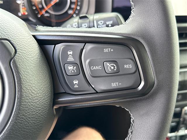 new 2025 Jeep Wrangler car, priced at $49,924