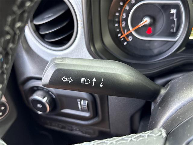 new 2025 Jeep Wrangler car, priced at $49,924