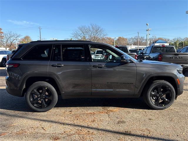 new 2025 Jeep Grand Cherokee car, priced at $45,260