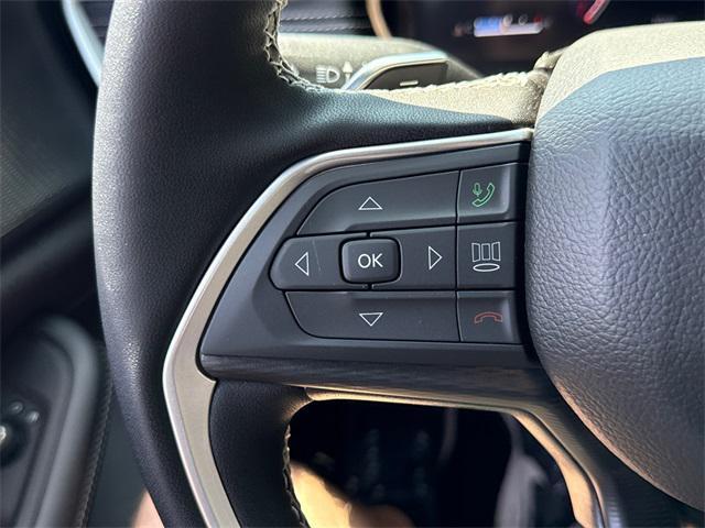 new 2025 Jeep Grand Cherokee car, priced at $42,037