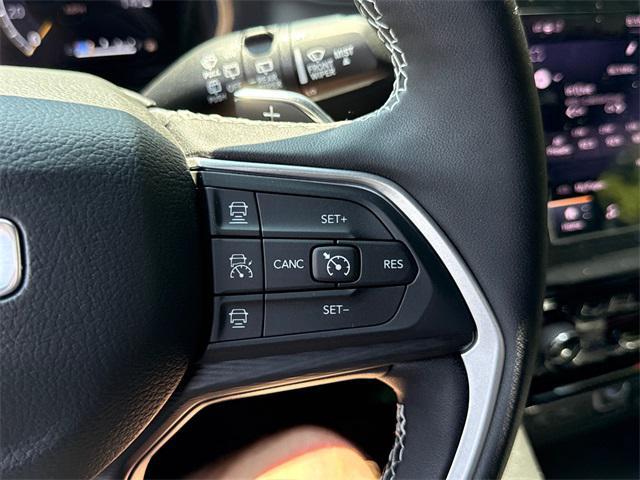 new 2025 Jeep Grand Cherokee car, priced at $42,037
