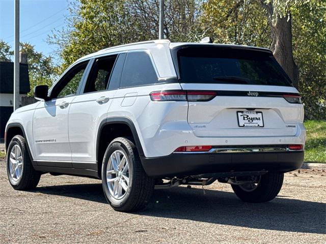 new 2025 Jeep Grand Cherokee car, priced at $40,942