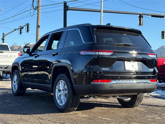 new 2025 Jeep Grand Cherokee car, priced at $40,582