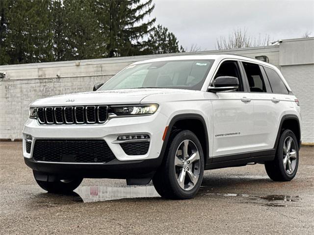 new 2025 Jeep Grand Cherokee car, priced at $51,662