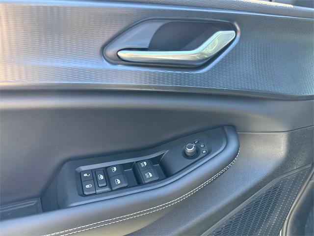 new 2025 Jeep Grand Cherokee car, priced at $44,759