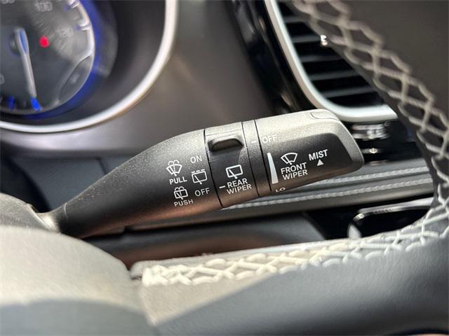 new 2025 Chrysler Pacifica car, priced at $42,614