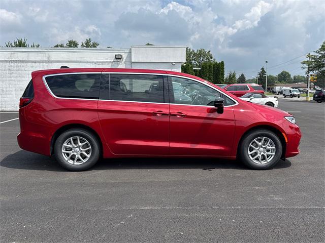 new 2025 Chrysler Pacifica car, priced at $42,614