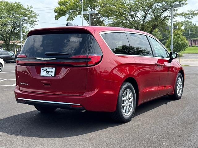 new 2025 Chrysler Pacifica car, priced at $42,614