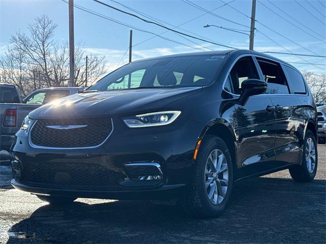 new 2025 Chrysler Pacifica car, priced at $44,345