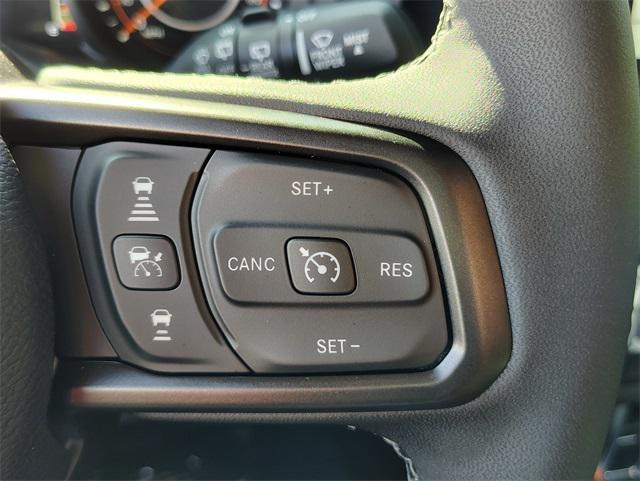 new 2025 Jeep Wrangler car, priced at $44,987