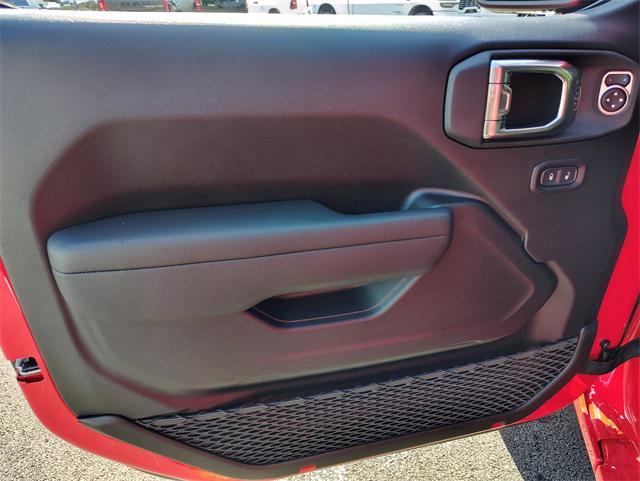 new 2025 Jeep Wrangler car, priced at $44,987