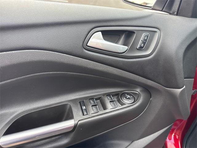 used 2015 Ford Escape car, priced at $7,995