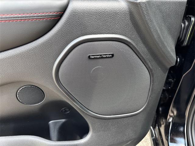 new 2025 Dodge Durango car, priced at $43,627