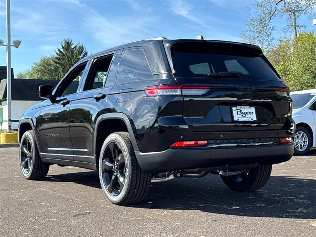 new 2025 Jeep Grand Cherokee car, priced at $42,337