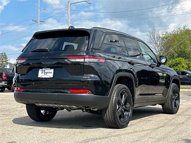 new 2024 Jeep Grand Cherokee car, priced at $45,271