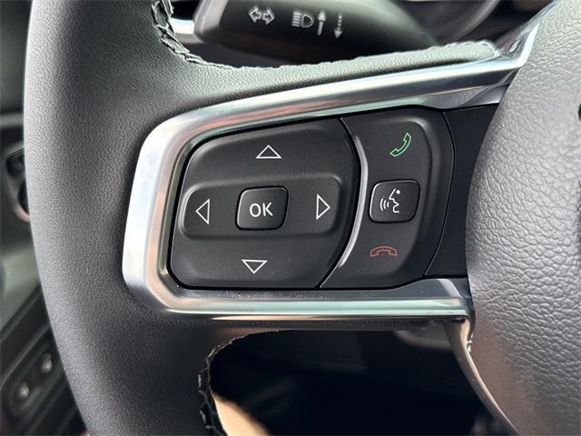 new 2025 Jeep Wrangler car, priced at $55,621
