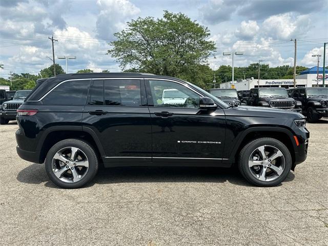 new 2024 Jeep Grand Cherokee car, priced at $57,105