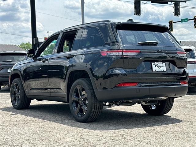 new 2024 Jeep Grand Cherokee car, priced at $45,987