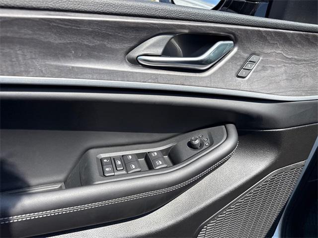new 2025 Jeep Grand Cherokee L car, priced at $50,375