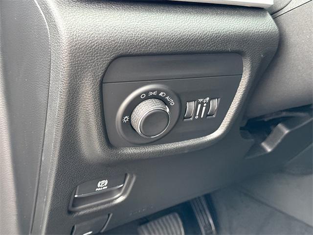 new 2025 Jeep Grand Cherokee L car, priced at $43,787